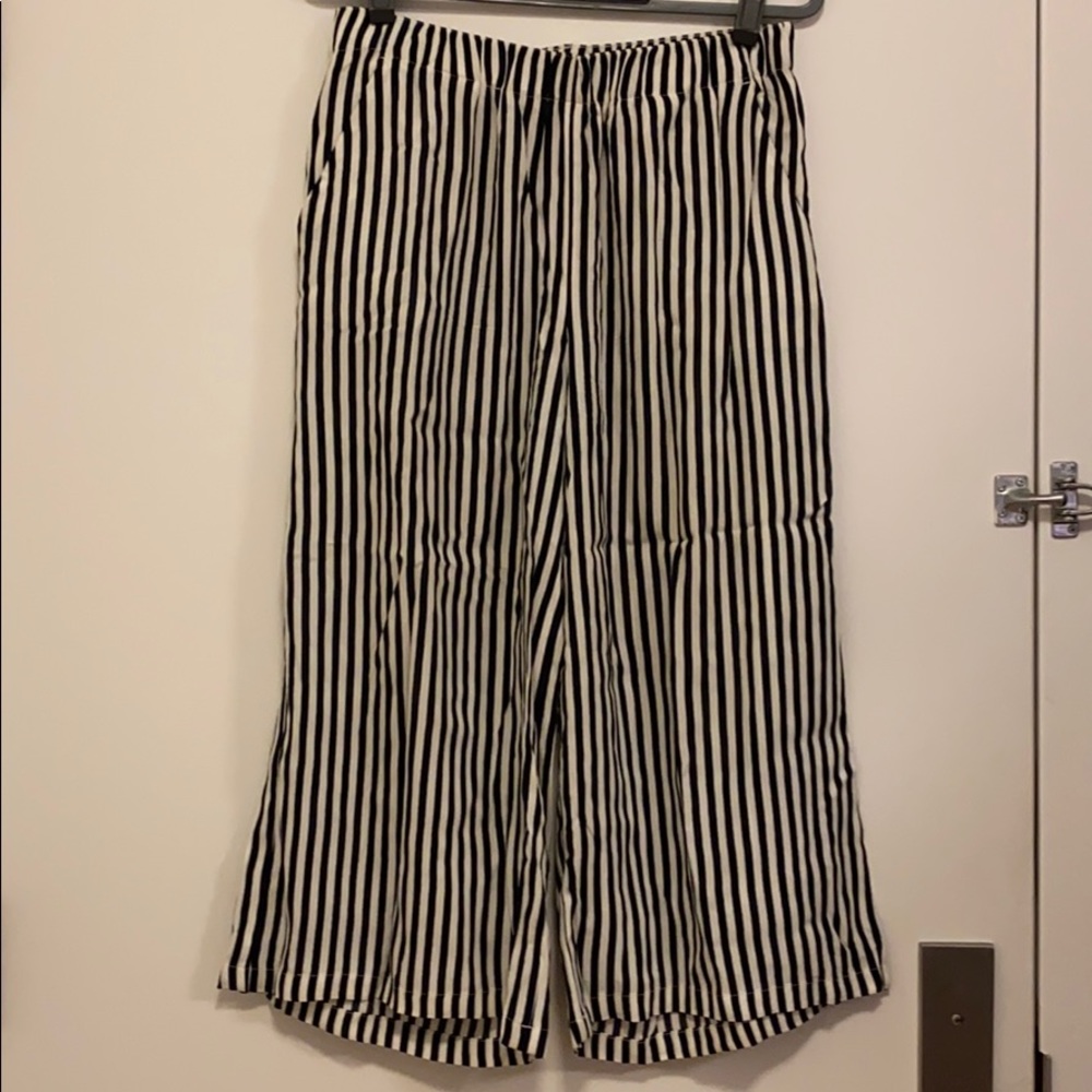 Express Cropped Wide Leg Striped Culottes